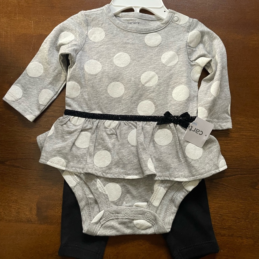 🌷4/$15 Carter’s Baby Outfit 3months